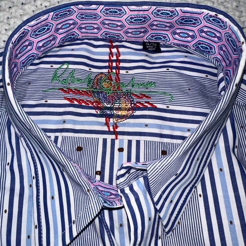 Robert Graham Shirt Mens Size XL Blue White Button Up Striped Flip‎ Cuff